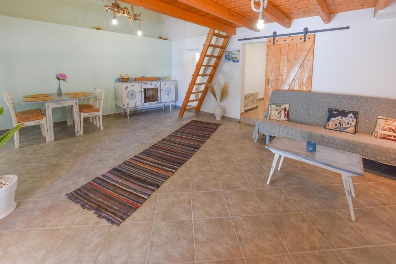 Merabello Beach House Poseidonion Exterior foto